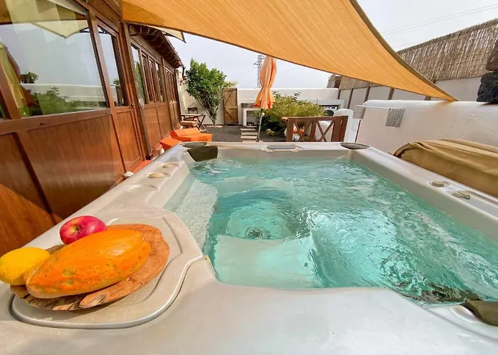 Casita Mis Chinijos Con Jacuzzi O Minipiscina Διαμέρισμα